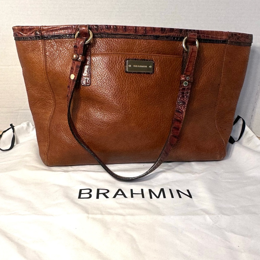 Brahmin Large Brown Leather Alligator shoulder purse bag